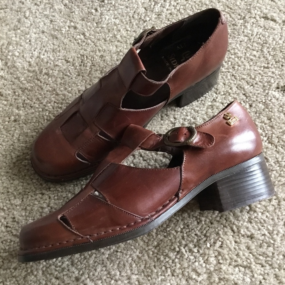 Brand New, Made in Spain Mary Jane Style Shoes